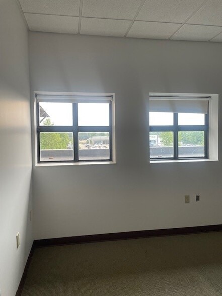 More Photos Of 6401 Prairie St, Norton Shores Medical For Lease