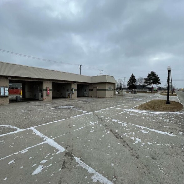 More Photos Of 30544 Grand River Ave, Farmington Hills Carwash For Sale