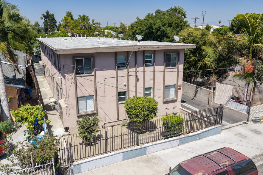 More Photos Of 1433 E 61st St, Los Angeles Apartments For Sale