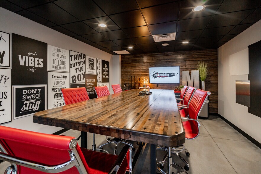More Photos Of 205 SE 22nd St, Bentonville Loft Creative Space For Lease