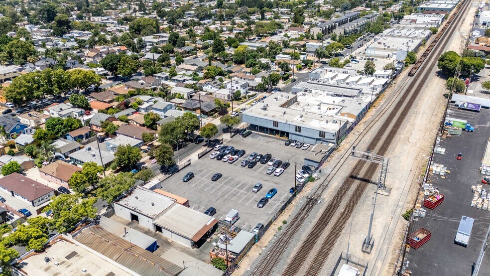 More Photos Of 3145-3191 Casitas Ave, Los Angeles Warehouse For Lease