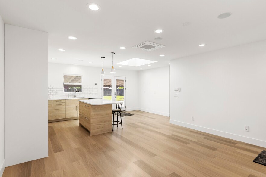 More Photos Of 9930 Calvine Rd, Sacramento Apartments For Sale