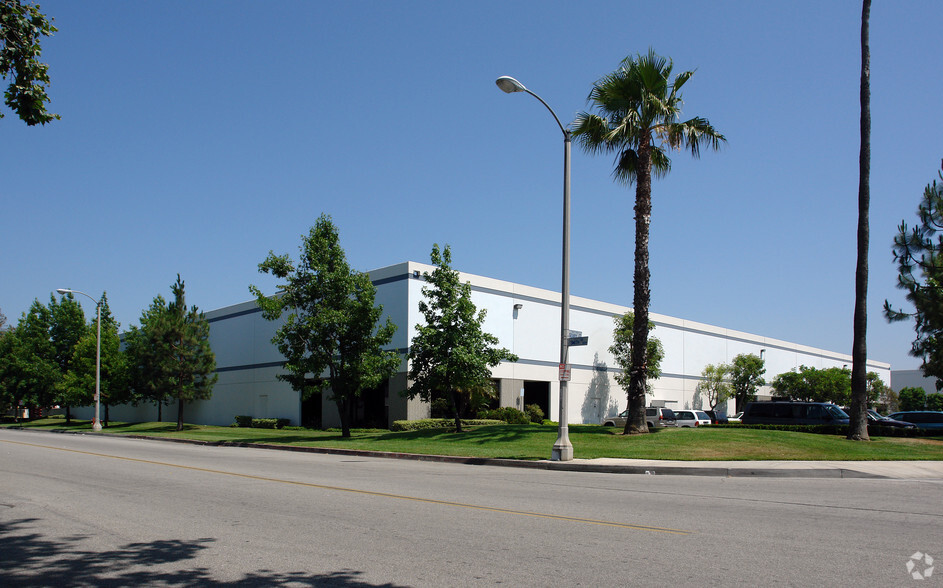 Primary Photo Of 9838 Geary Ave, Santa Fe Springs Warehouse For Lease