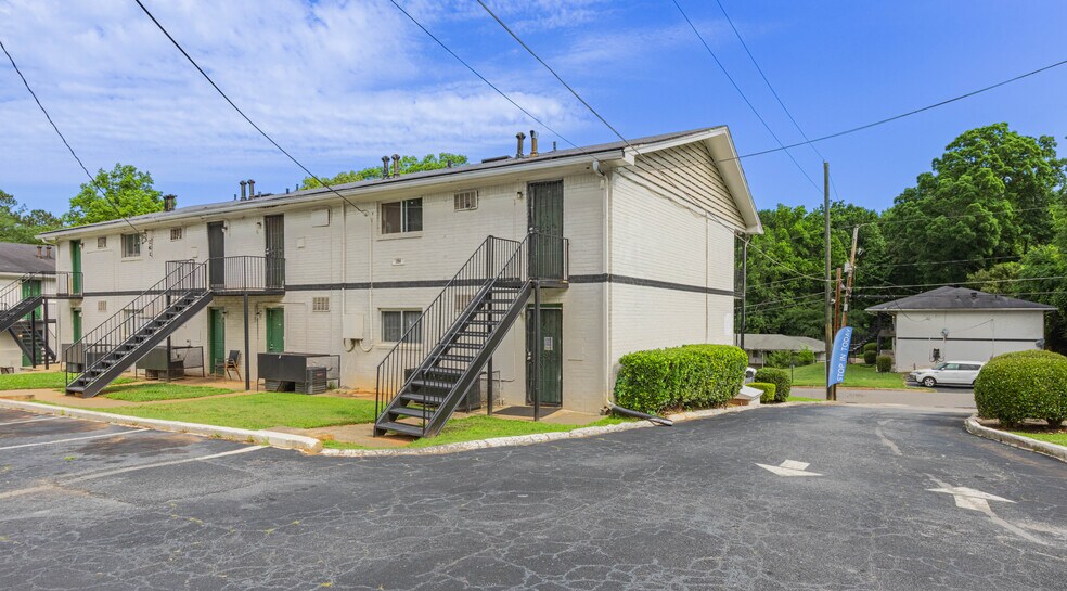 More Photos Of 1944 Dunlap Ave, East Point Multifamily For Sale