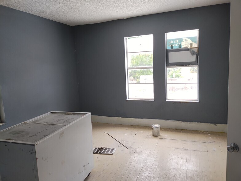More Photos Of 1700 US Highway 17 N, Seville Convenience Store For Sale