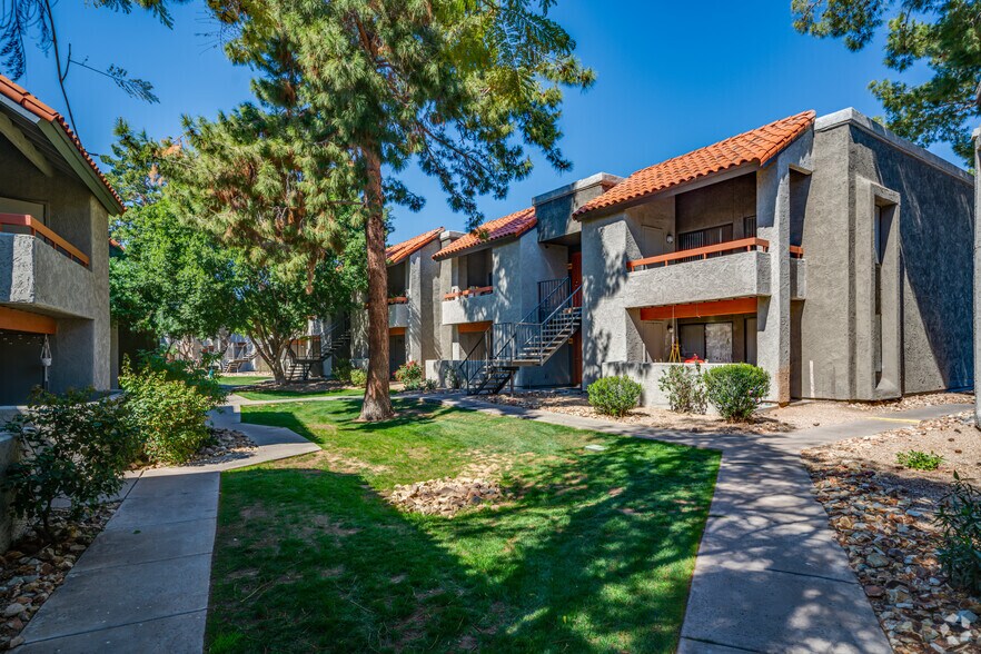 More Photos Of 8530 N 22nd Ave, Phoenix Apartments For Sale