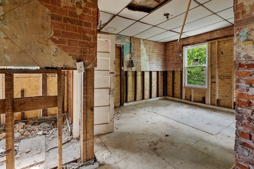 More Photos Of 330 N 29th St, Louisville Multifamily For Sale