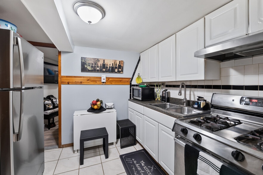 More Photos Of 179 Hackensack Plank Rd, Weehawken Multifamily For Sale