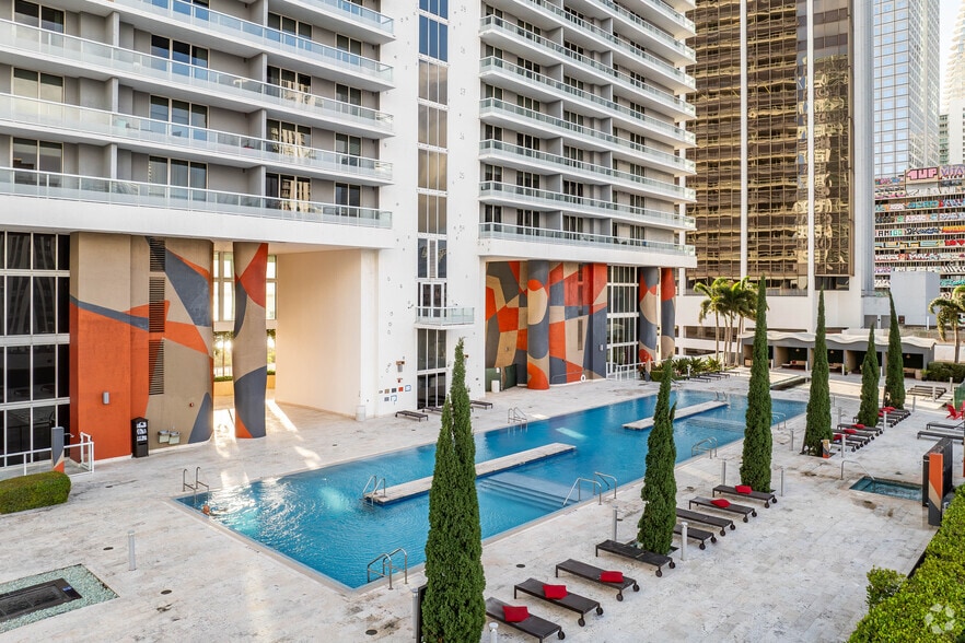More Photos Of 50 Biscayne Blvd, Miami Apartments For Lease