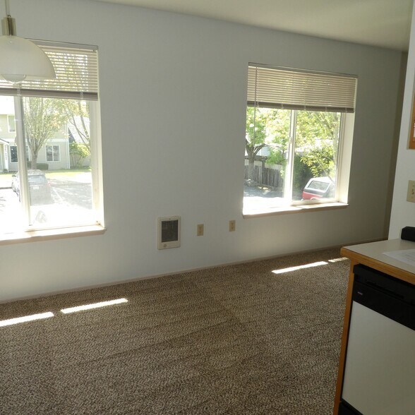 More Photos Of 8936-8998 SE 79th Pl, Portland Apartments For Sale