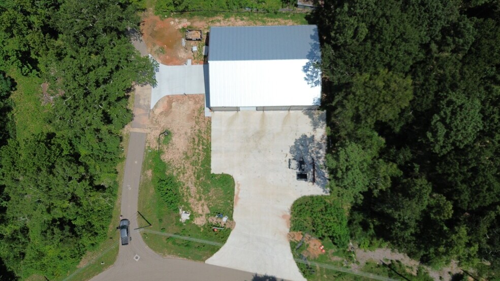 More Photos Of 2314 Wade Cir N, Conroe Warehouse For Sale