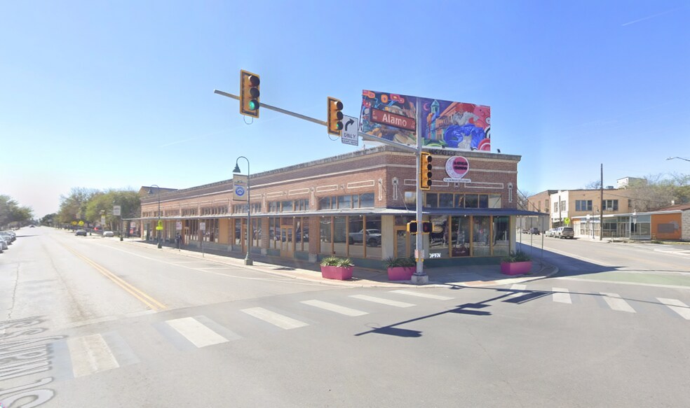 More Photos Of 910 S Alamo St, San Antonio Restaurant For Lease