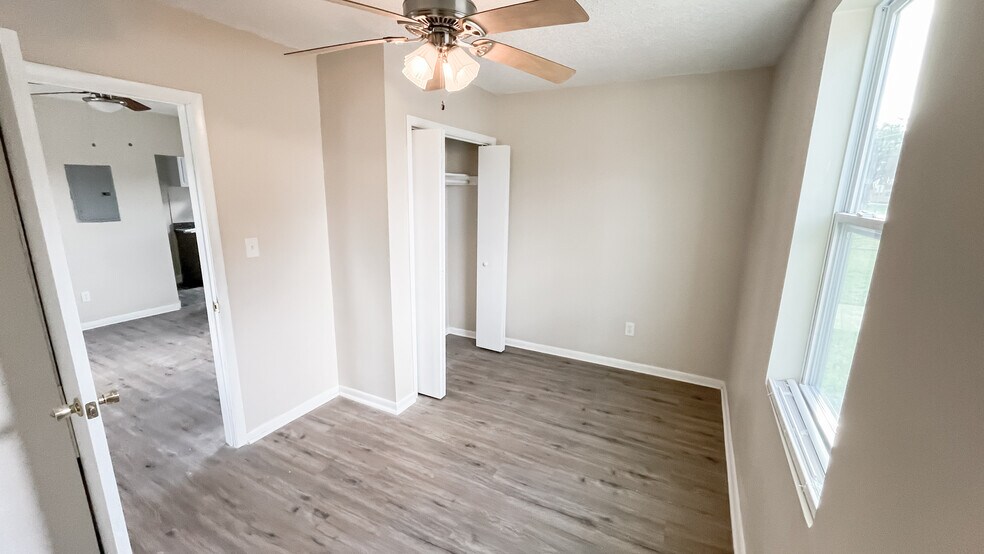 More Photos Of 321 W Ianthe St, Tavares Multifamily For Sale