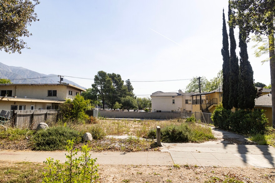 More Photos Of 1210 N Altadena Dr, Pasadena Land For Sale