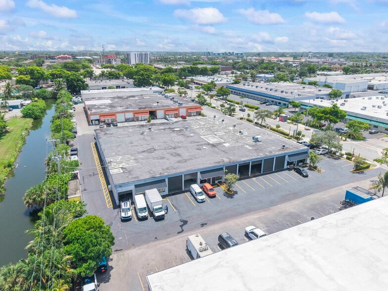 More Photos Of 1703-1747 NW 38th Ave, Lauderhill Unknown For Lease
