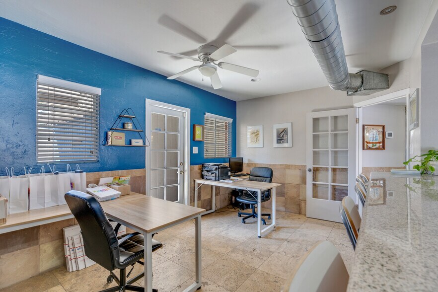 More Photos Of 3428 N 15th Ave, Phoenix Coworking Space