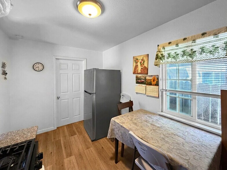 More Photos Of 204 Sunset Blvd, Hayward Apartments For Sale