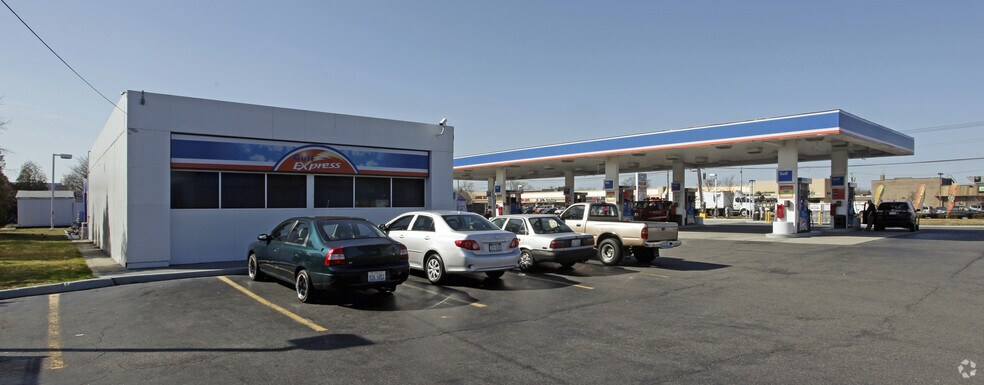 More Photos Of 2962 Long Beach Rd, Oceanside Service Station For Lease