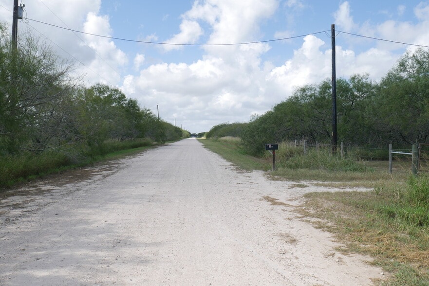 More Photos Of 346 E County Road 2295, Riviera Land For Sale