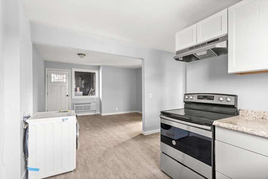 More Photos Of 2607 Jefferson St, Nashville Apartments For Sale