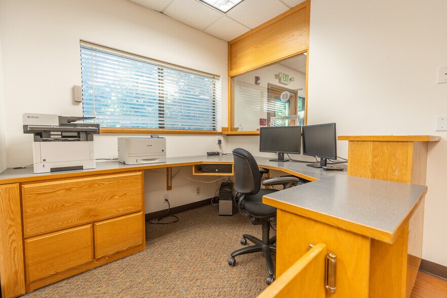 More Photos Of 3070 Camino Heights Dr, Camino Office For Lease