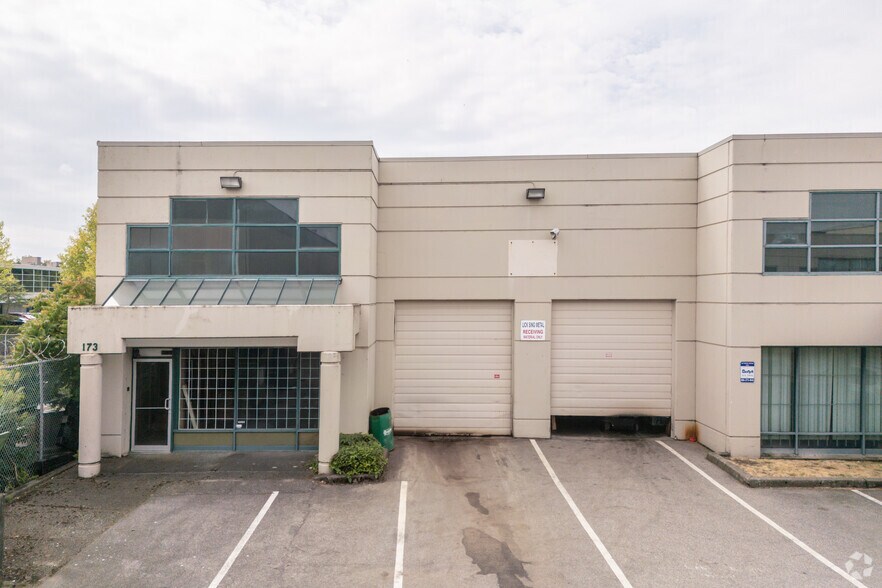 More Photos Of 13982 Cambie Rd, Richmond Light Manufacturing For Sale