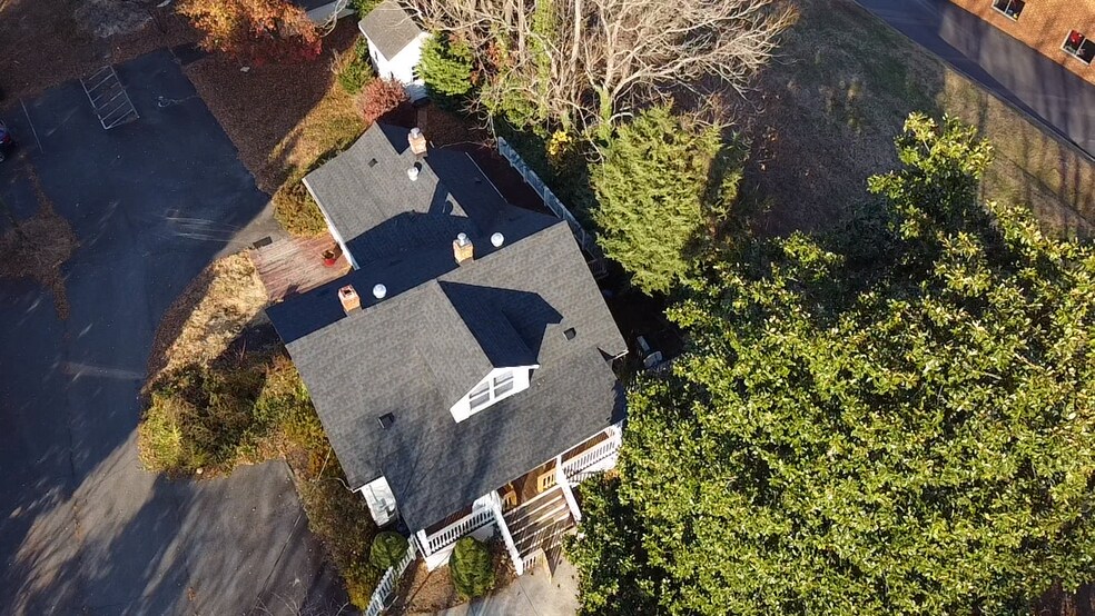 More Photos Of 5674 Three Notch D Rd, Crozet Office For Lease