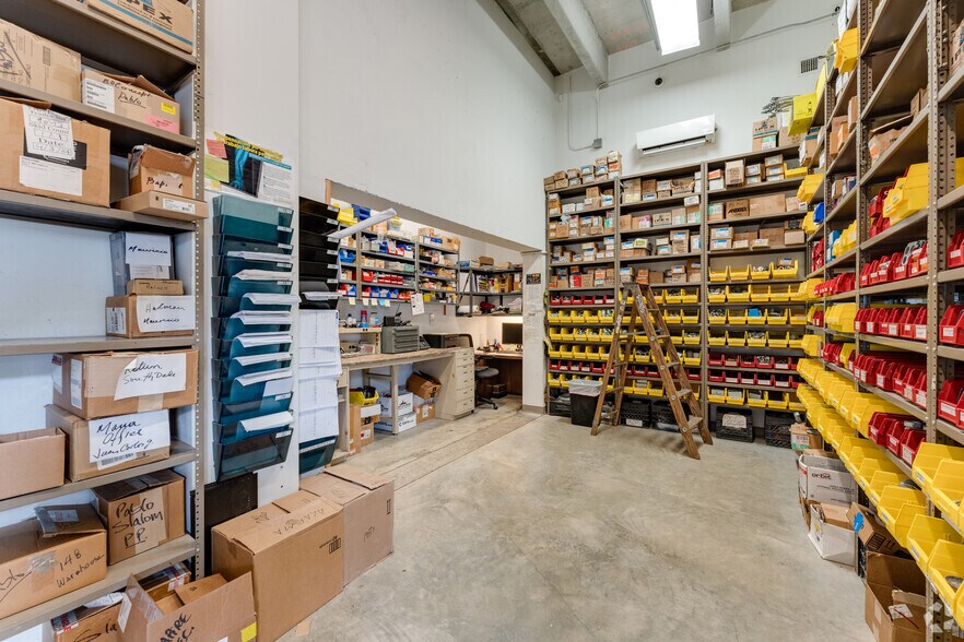 More Photos Of 2200 SW 67th Ave, Miami Medical For Lease