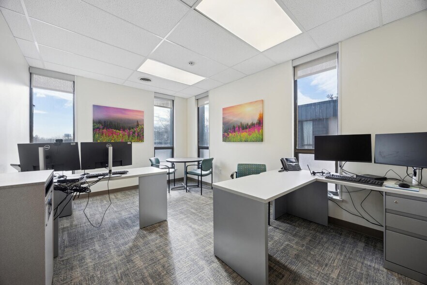 More Photos Of 1569 Medical Dr, Pottstown Office For Sale