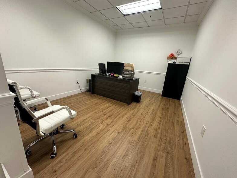 More Photos Of 943 Clint Moore Rd, Boca Raton Office For Sale