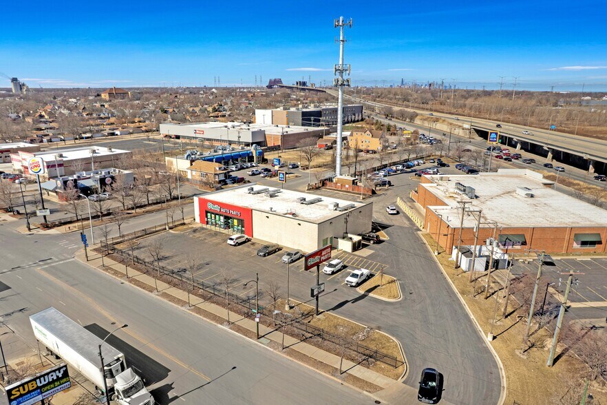 More Photos Of 4000 E 106th St, Chicago Freestanding For Sale