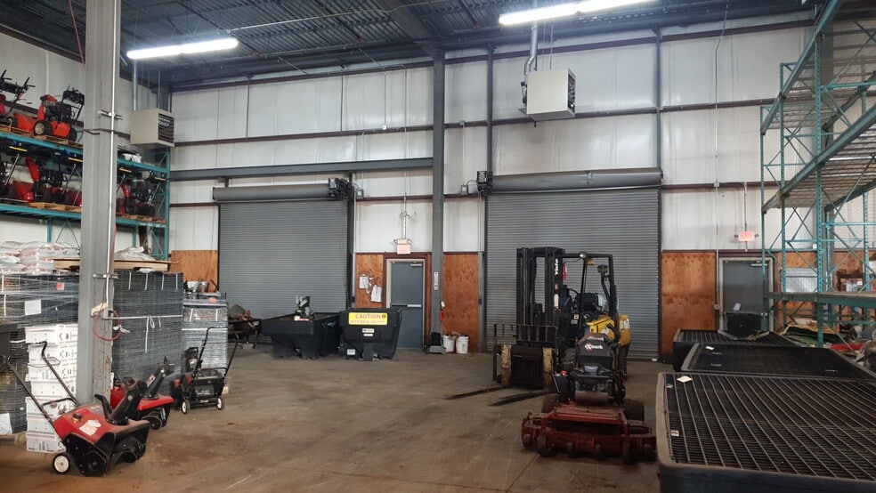 More Photos Of 10 Culnen Dr, Branchburg Warehouse For Lease