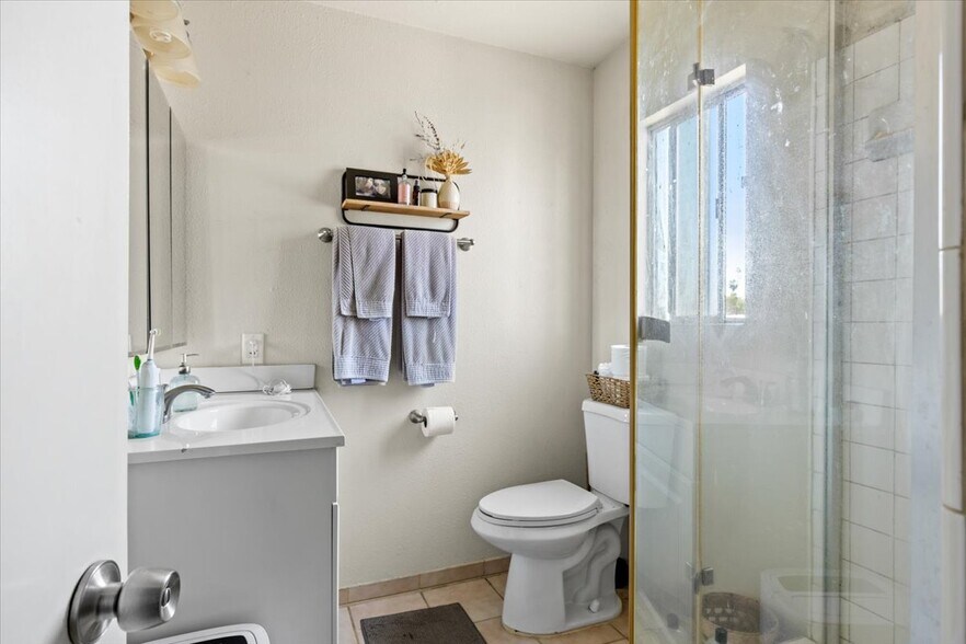 More Photos Of 850 Eucalyptus Ave, Vista Multifamily For Sale