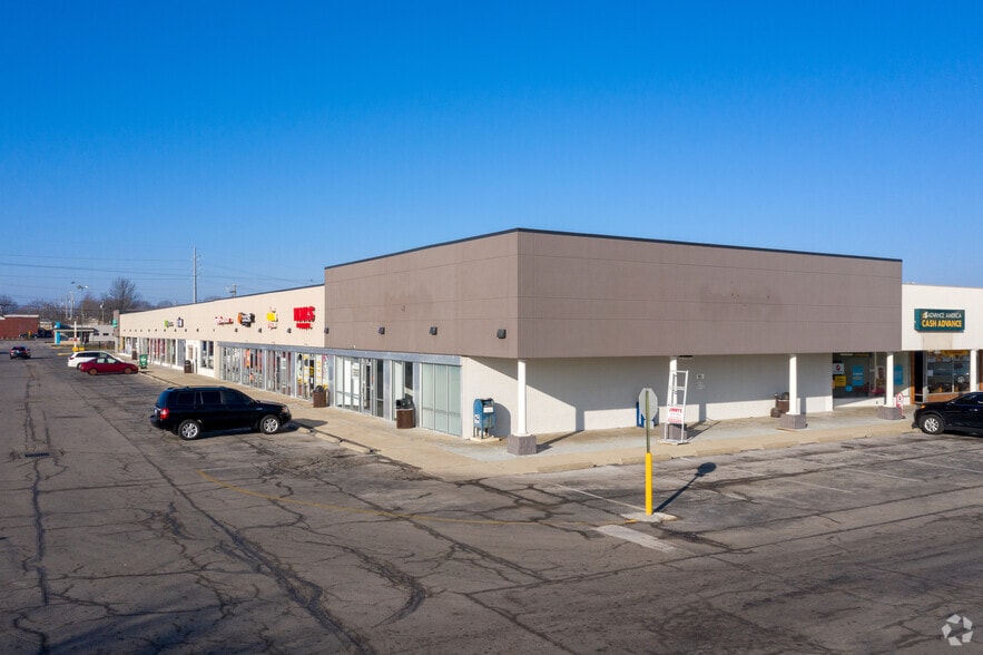 More Photos Of 1301 Winchester Rd, Lexington Unknown For Lease