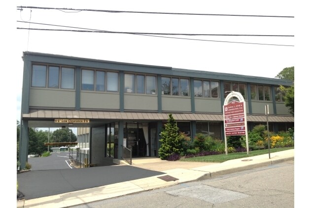 More Photos Of 40-44 N French Broad Ave, Asheville Medical For Lease