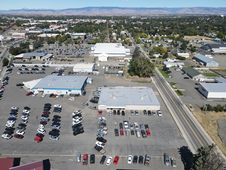 More Photos Of 1200 S Canyon Rd, Ellensburg Auto Dealership For Sale