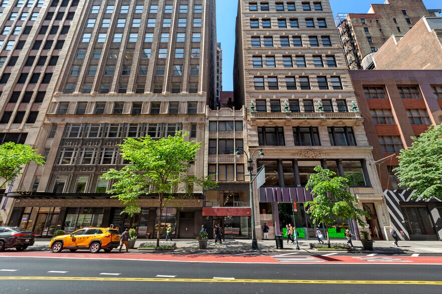 More Photos Of 14 E 34th St, New York Office For Lease