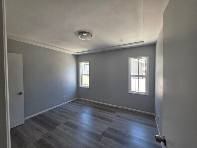 More Photos Of 1673-1675 N D St, San Bernardino Office For Lease