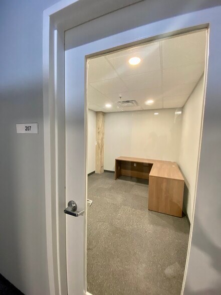 More Photos Of 800 New Holland Ave, Lancaster Coworking Space