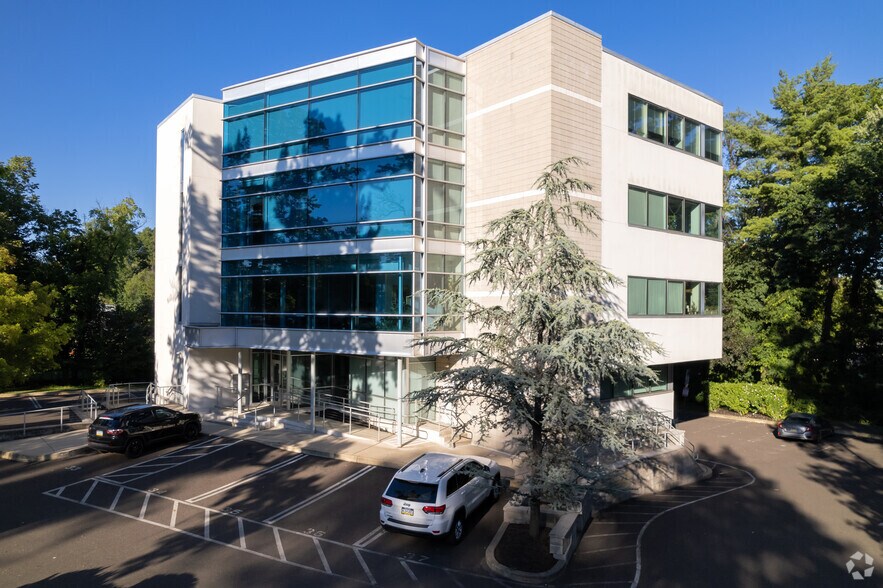 Primary Photo Of 1021-1031 Old York Rd, Abington Township Medical For Lease