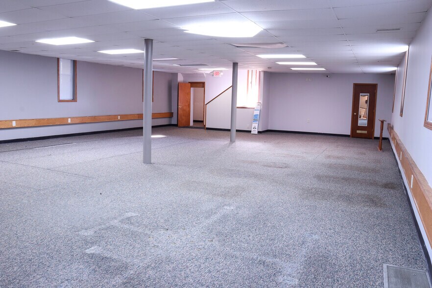 More Photos Of 126 E Lincolnway, Morrison Specialty For Sale