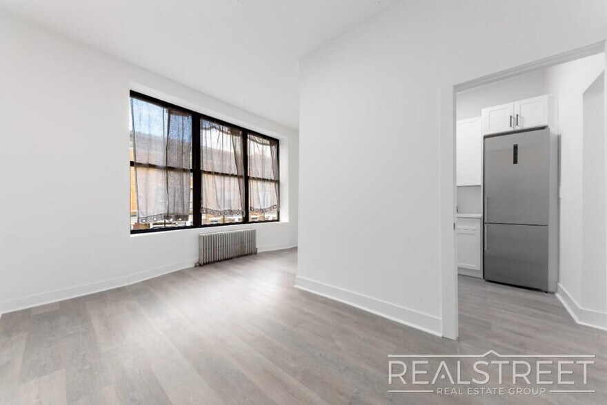 More Photos Of 15 Washington Ter, New York Apartments For Sale