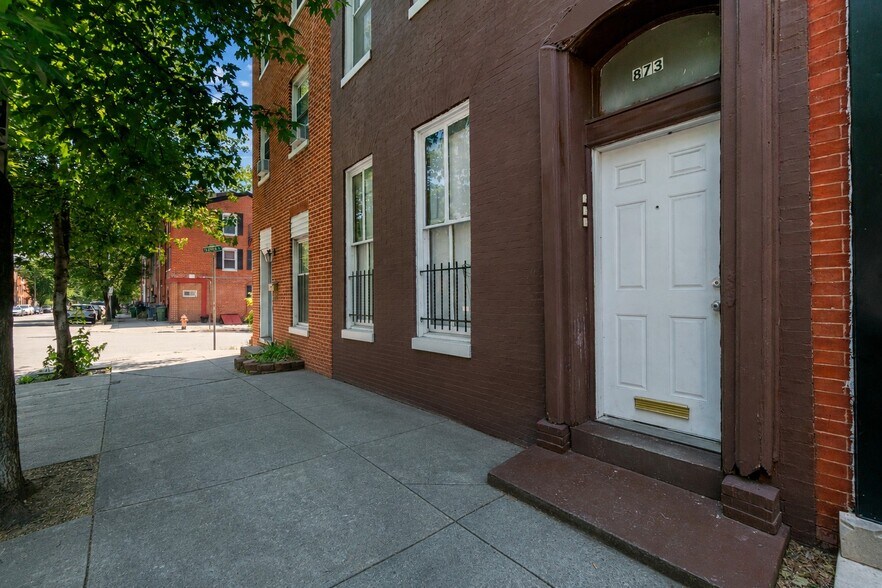 More Photos Of 873 W Lombard St, Baltimore Multifamily For Sale