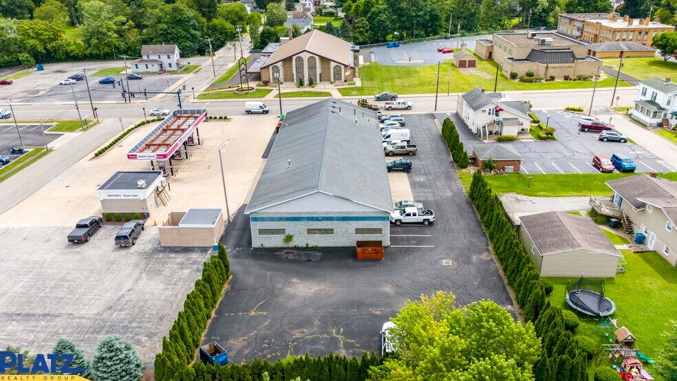 More Photos Of 350 N Main St, Hubbard Auto Repair For Sale