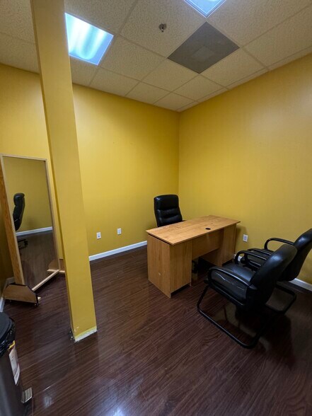 More Photos Of 1741-1759 N University Dr, Pembroke Pines Storefront Retail Office For Sale