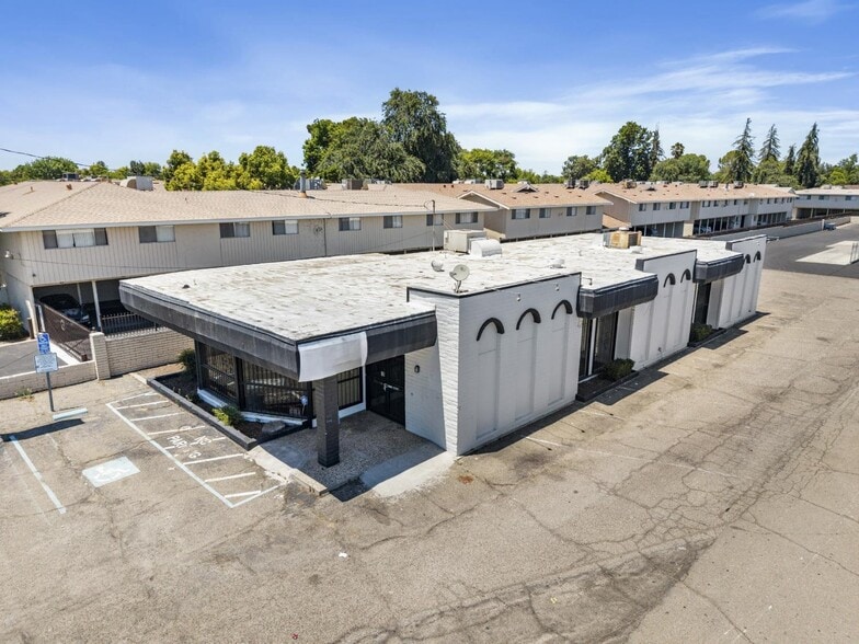 More Photos Of 4141 E Gettysburg Ave, Fresno Freestanding For Sale