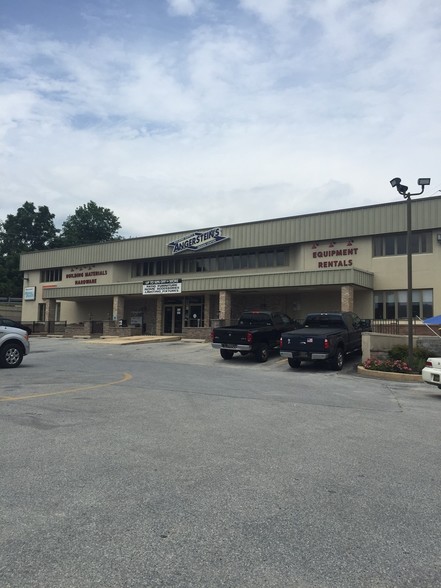 Primary Photo Of 315 New Rd, Elsmere Storefront For Lease