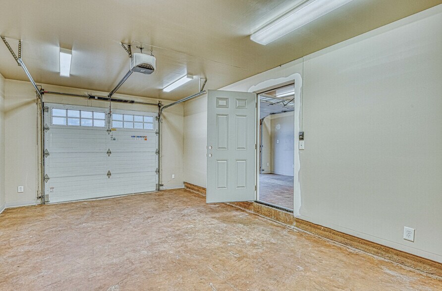 More Photos Of 7550 Sandholdt Rd, Moss Landing Warehouse For Sale