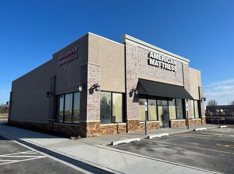 Primary Photo Of 12880 IL-47, Huntley Storefront For Sale