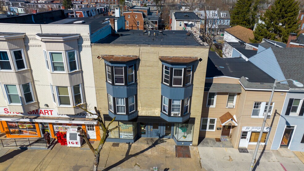 More Photos Of 665-667 W Market St, York Storefront Retail Residential For Sale